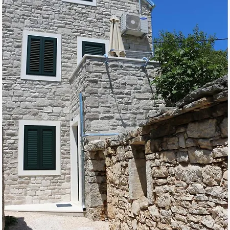Ante Holiday home Primosten