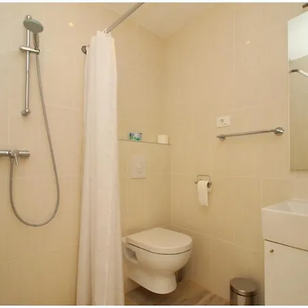 בית נופש Ante פרימוסטן